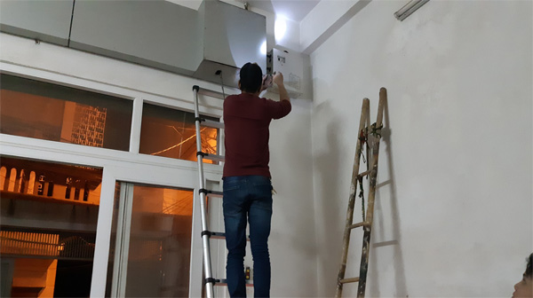 Sửa chữa cửa cuốn 24h tại quận 3