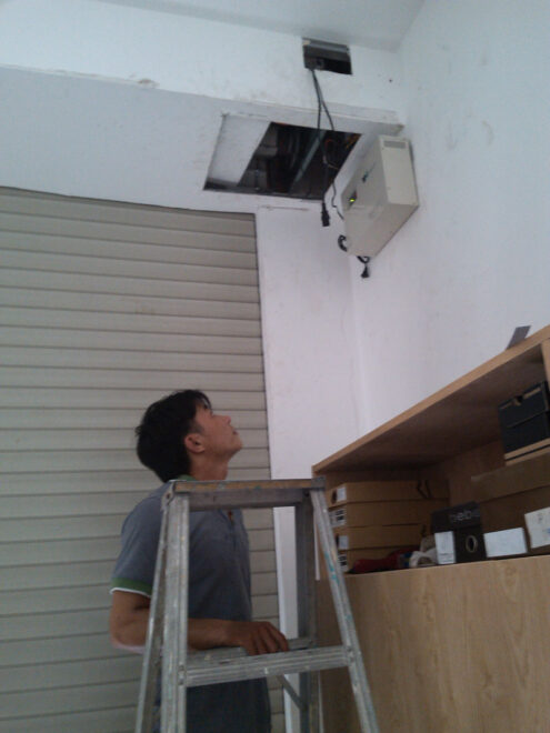 UPS và 1 số tính năng đặc biệt