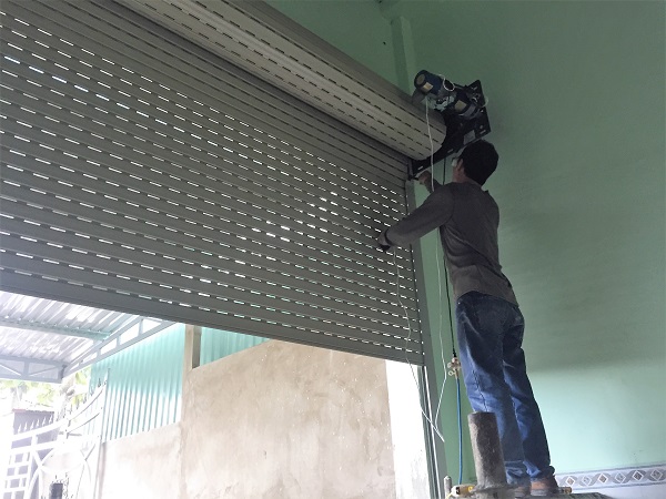 sua_cua_cuon_03 sửa cửa cuốn tại nhà giá rẻ tại quận 8 tphcm