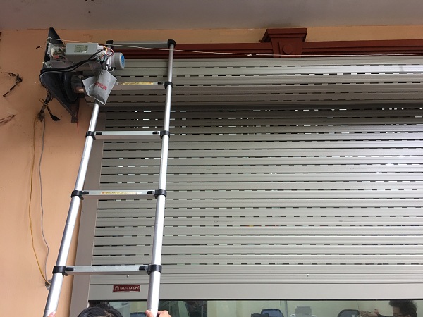 Sửa chữa cửa cuốn giá rẻ tại quận Thủ Đức