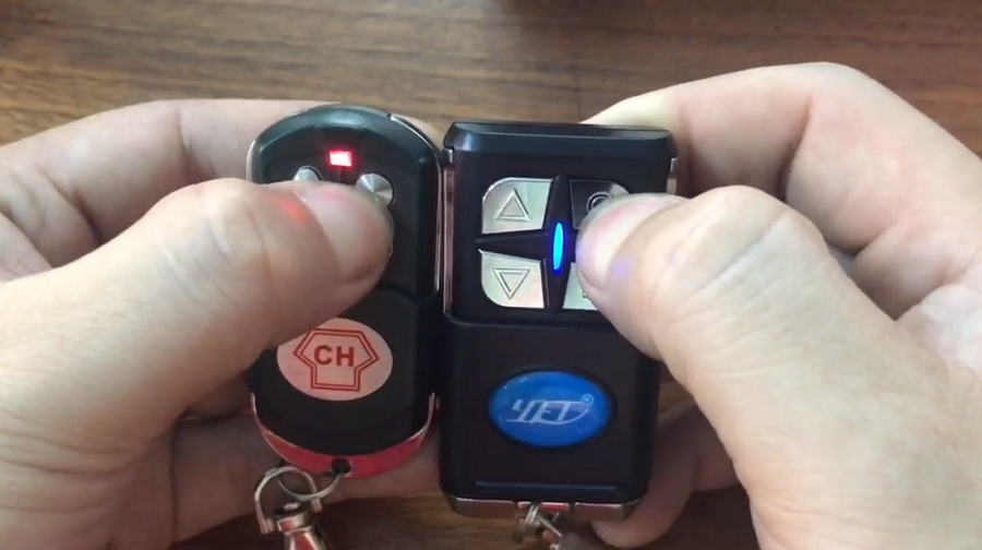 Sao chép remote cửa cuốn