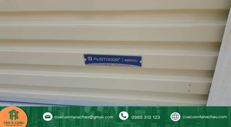 Cửa cuốn tấm liền Austdoor