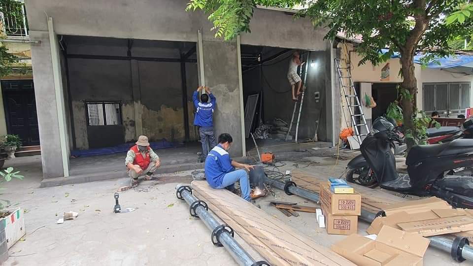 Lắp đặt cửa cuốn TPHCM