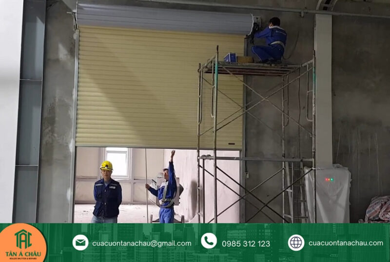 Quy trình lắp đặt cửa cuốn chuyên nghiệp