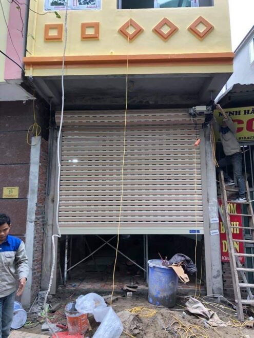 lắp đặt cửa cuốn giá bao nhiêu