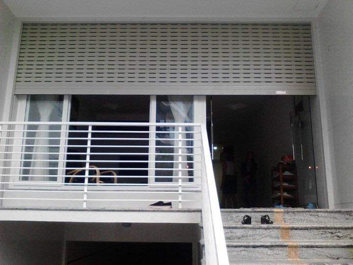 Tư vấn lắp đặt cửa cuốn miễn phí tận nơi